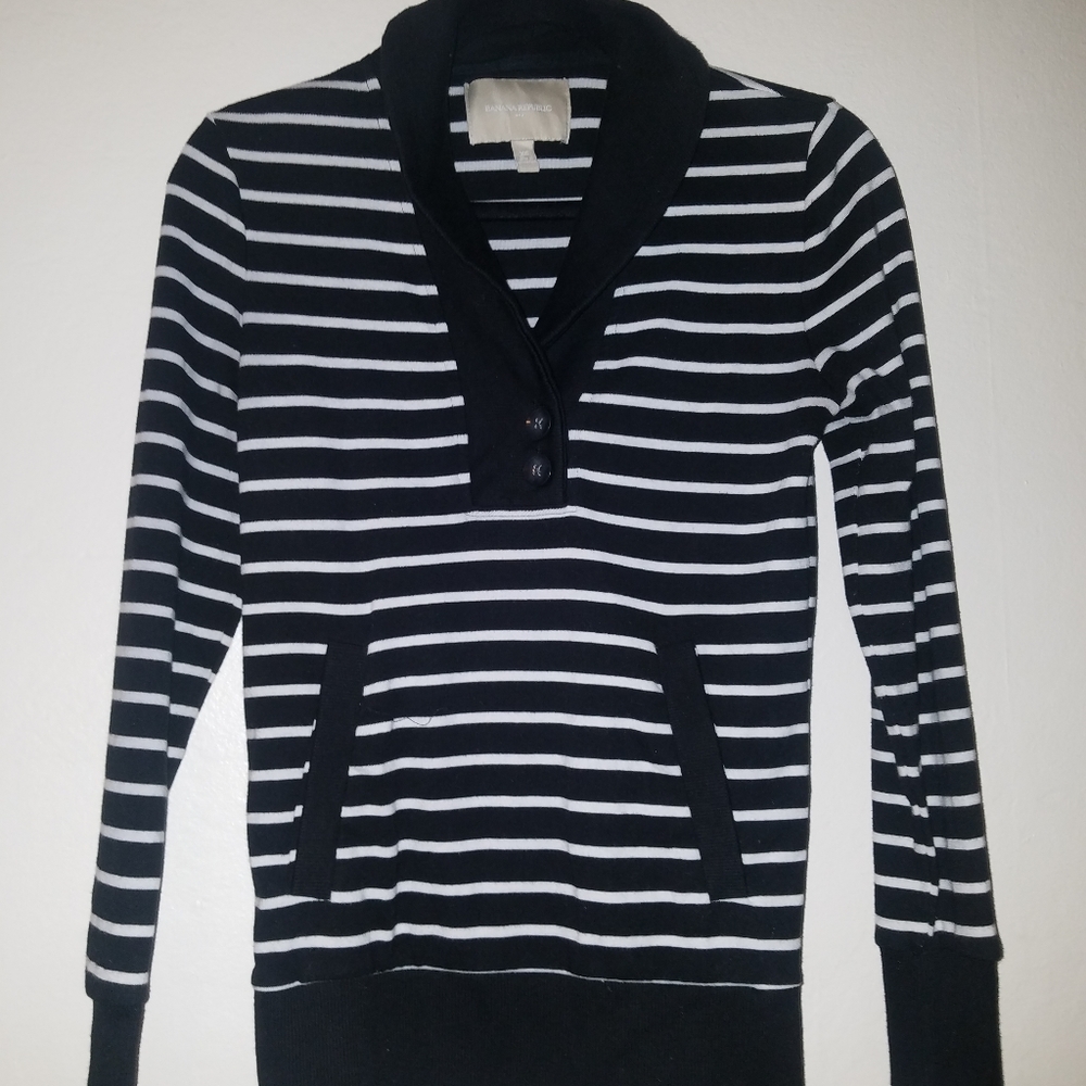 Banana Republic Women's Size XS Sweater.Blue/White